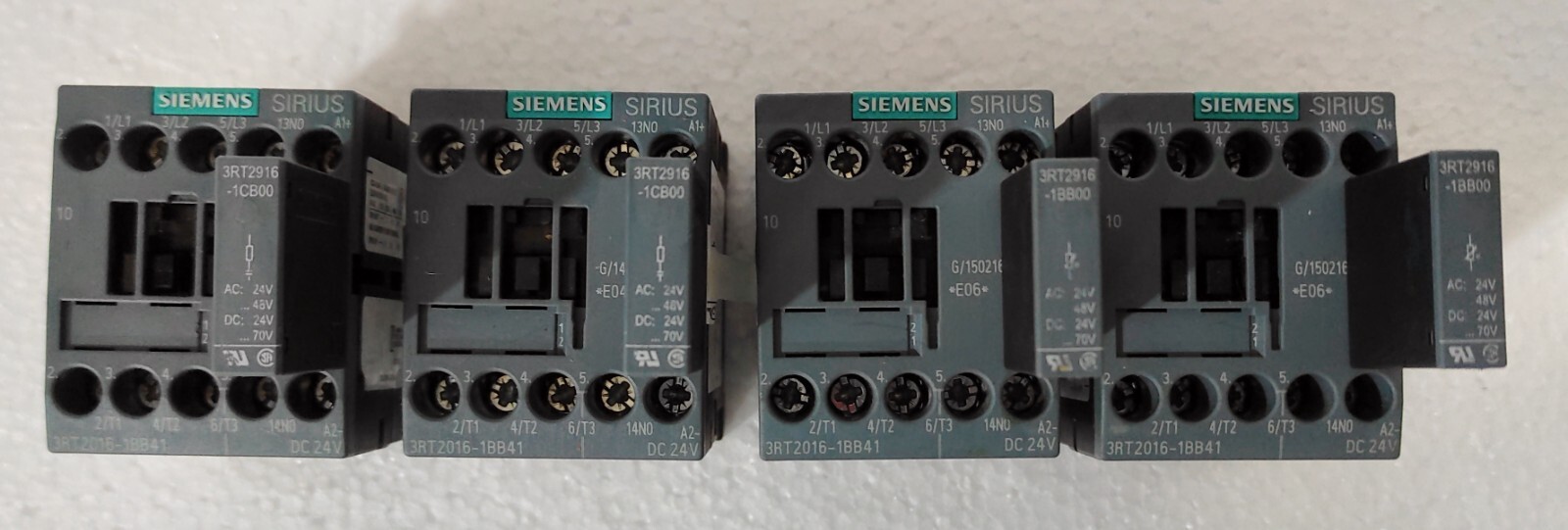 SIEMENS SIRIUS 3RT2016-1BB41 CONTACTOR 24 V LOT OF 04 PCS